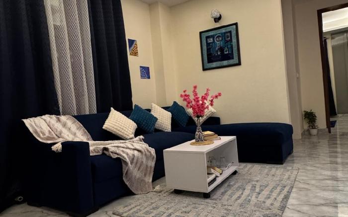 Greece vibes-flat/private/ cozy space in Delhi/NCR