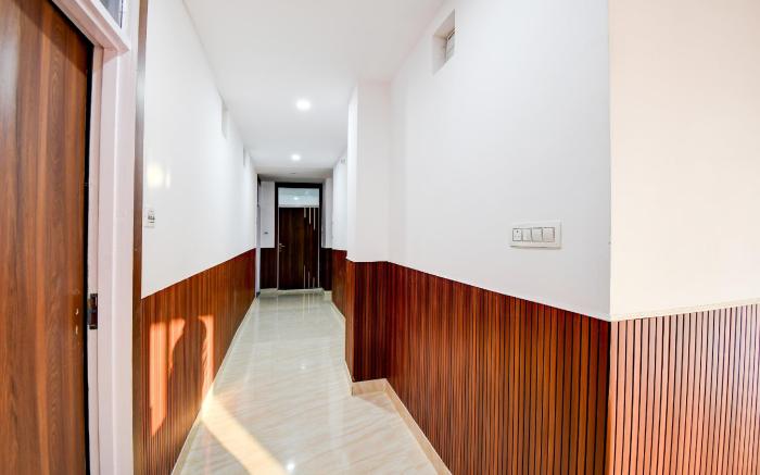 HOTEL O SHIVANKAR PALACE