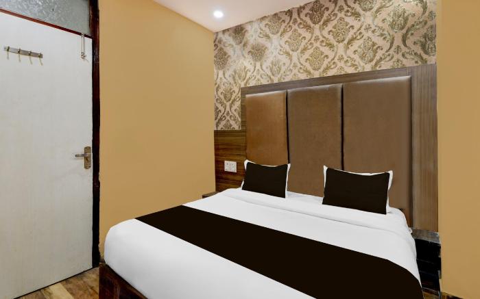 Hotel O Lotus Inn
