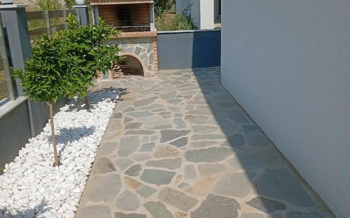 Nea Vrasna Sun House