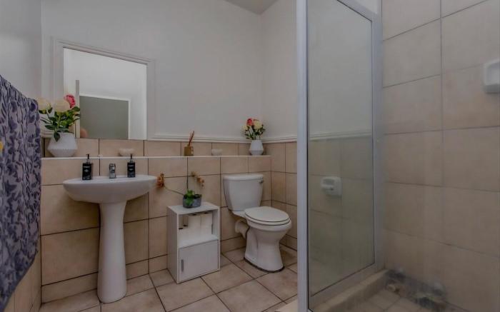 2bed in sandton city