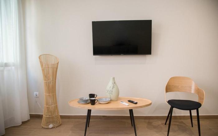 Stoa Luxury Apartment