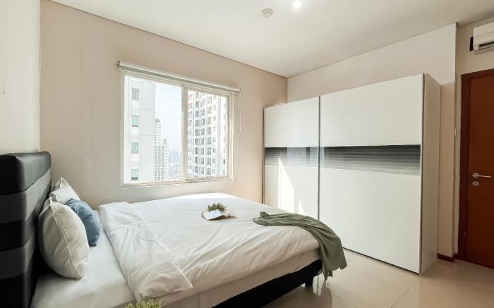 Nice Cozy 3BR Apt at Thamrin Residence By Travelio
