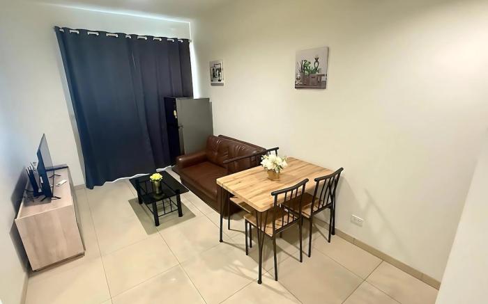Sea & Mountain view Apartment near Walking Street.