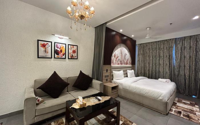 7th Heaven By HomeGlow Retreat