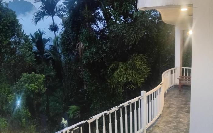 Ambuluwava Eco Resort