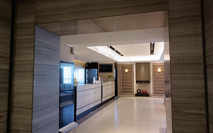 Home Inn Plus Shenyang Railway Station West Square Beier Road