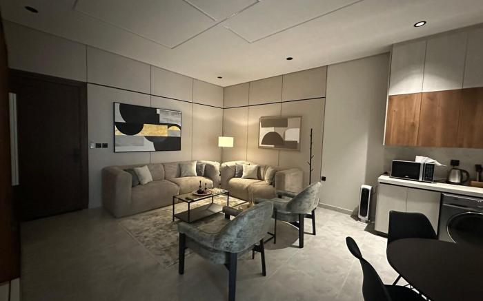 2 Bedroom Suite and Lounge