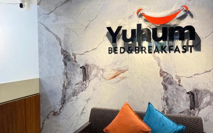 Yuhum Bed & Breakfast Bacolod