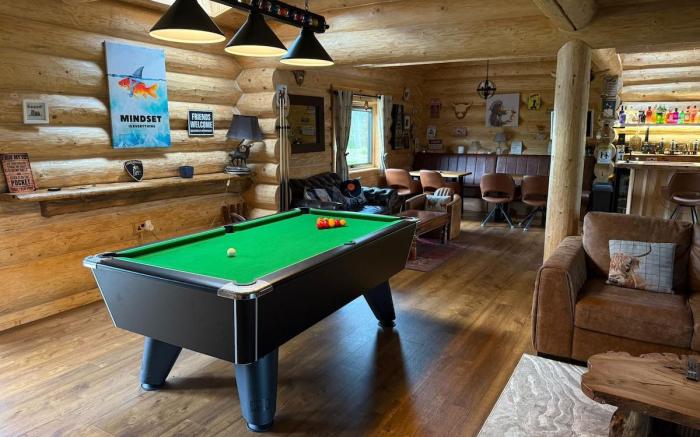 The Log Cabin at The Barn