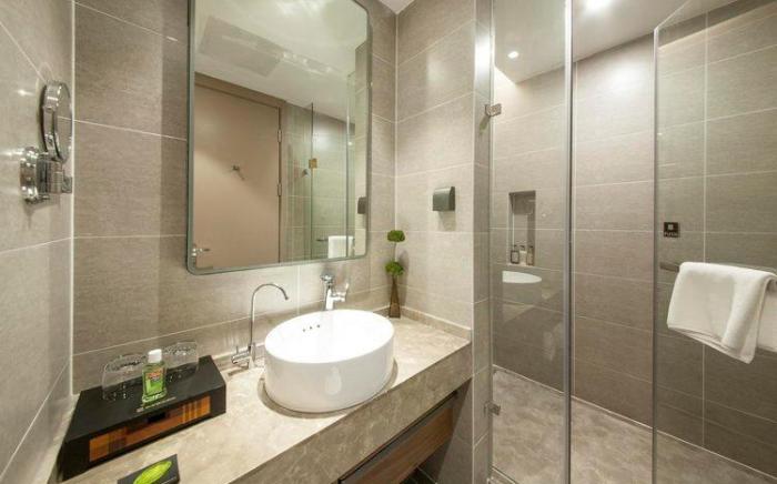 Home Inn Plus Wuhan Zhongnan Metro Station Dream Times