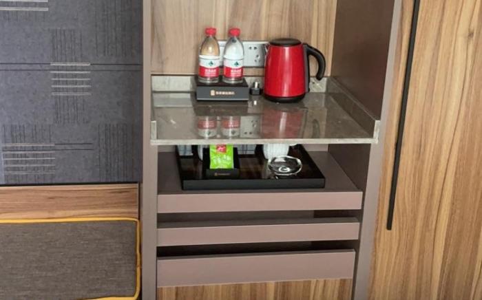 Home Inn Plus Yantai Headquarters Base High Speed Rail South Station