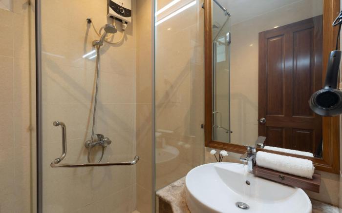 Sky Center Apartments near TSN Airport