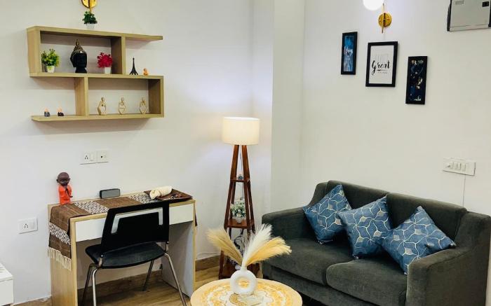 The Cozy Cocoon l Netflix & Chill |Skyline View