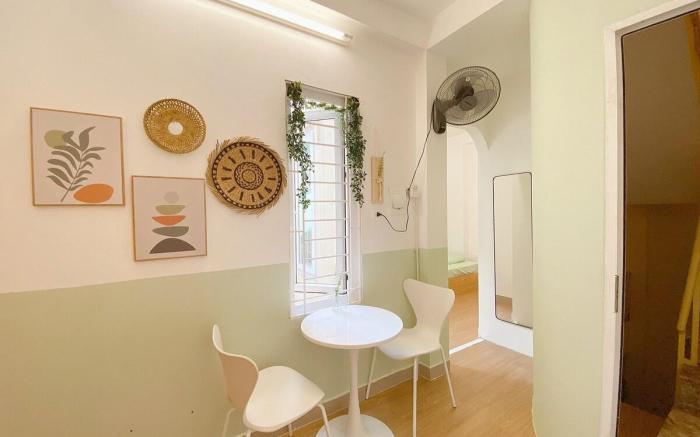Lively 2BR Home *Balcony*OldQuarter*Boardgames