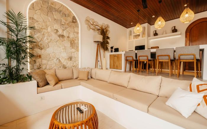 NEW! Villa Kabagiaan - 4BR Villa near Canggu