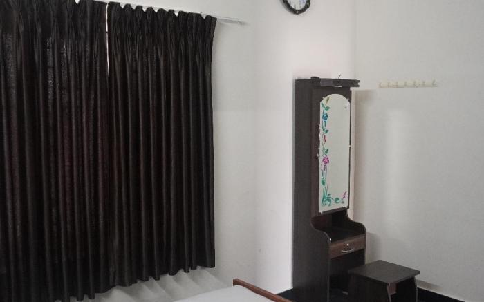 Aaruthran Apartment Services