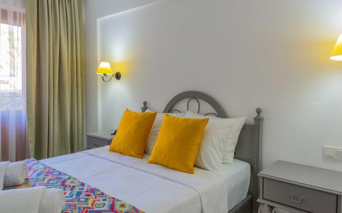 Mia Suites Hotel