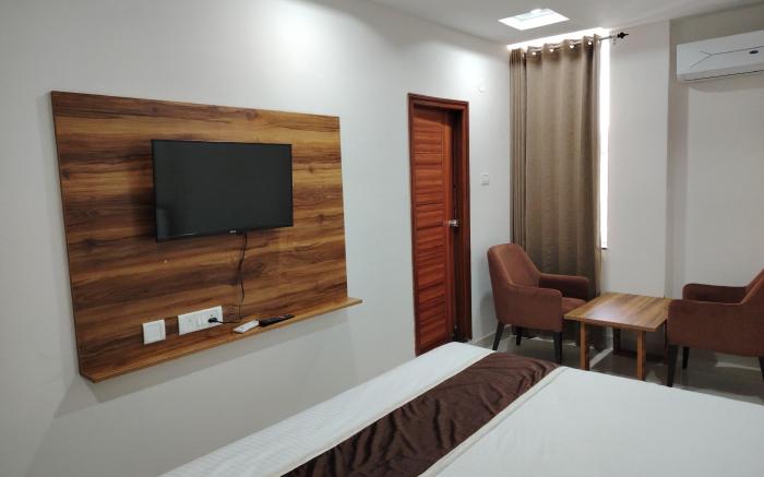 Hotel Varsha grand 