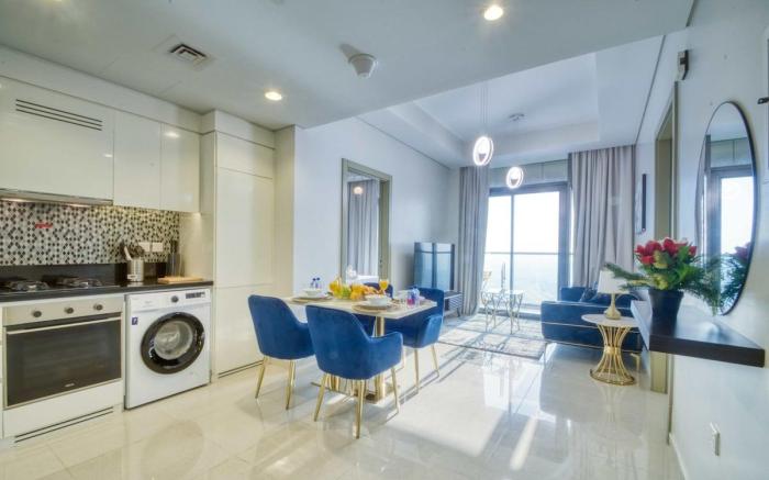 Heavenly Heights:  2BDR Urban & Ocean Views