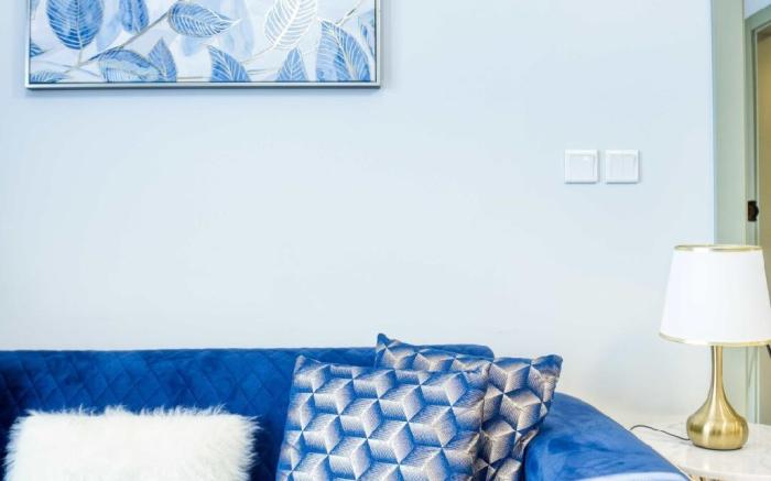Heavenly Heights:  2BDR Urban & Ocean Views