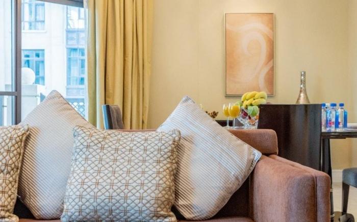Fountain View 2BHK in Dubai Mall