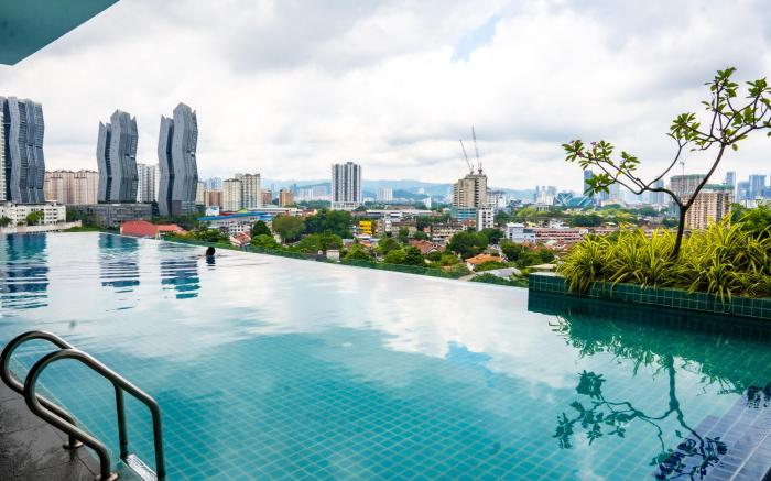 Entire Apartment in Kuala Lumpur, Infinity Pool!!