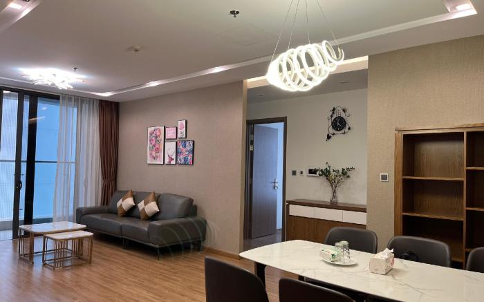3 bedrooms Apt in Vinhomes Metropolis near Lotte