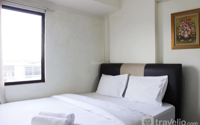 Minimalist 2BR Apt Gateway Ahmad Yani By Travelio