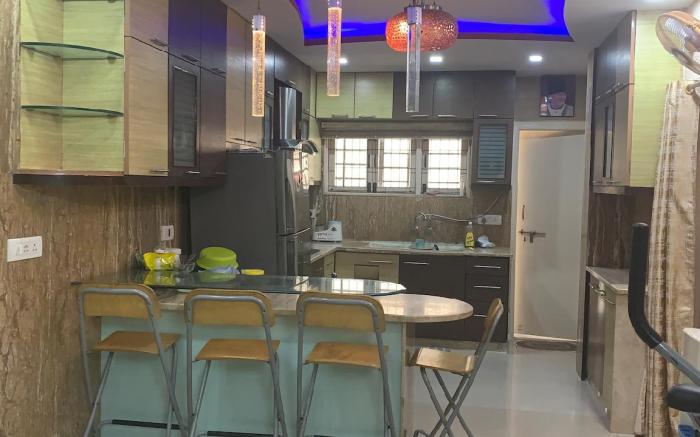 2bhk house at 1st floor fully furnished, with AC’s