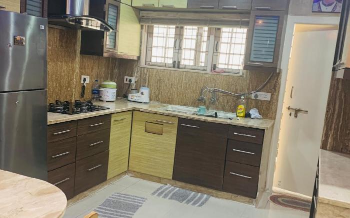 2bhk house at 1st floor fully furnished, with AC’s