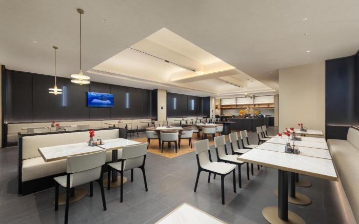 Atour Hotel Haikou International Duty Free City Xinhaigang Wharf