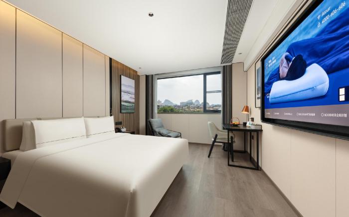 Atour Hotel Guilin Elephant Trunk Hill Sun and Moon Twin Pagodas