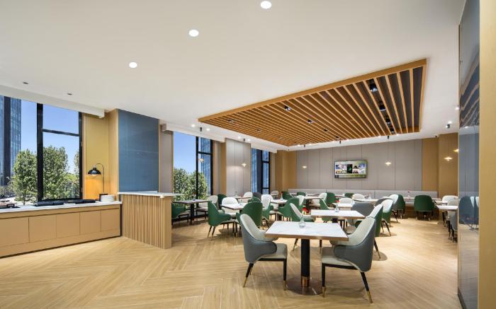 Atour X Hotel Zhenjiang Jinshan Temple Changjiang Road