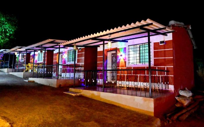 Hotel Krushnai Athvan Farm House