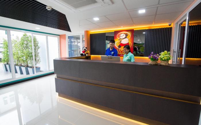Lucky Panda Hotel