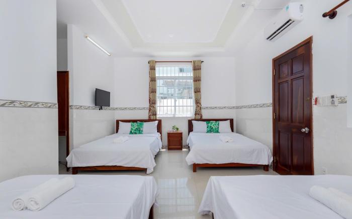 Khách sạn Hoàng Phú