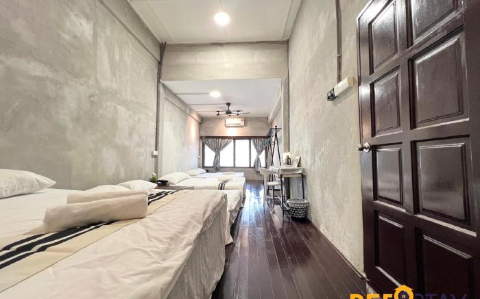 Melaka Wan Show Land House with Private Pool 16PAX