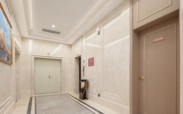 Vienna Hotel Suizhou Wuyue Plaza