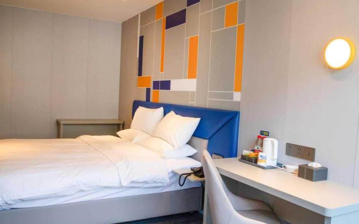 7 Days Inn Huanggang Xishui Zhaigang Road Future City