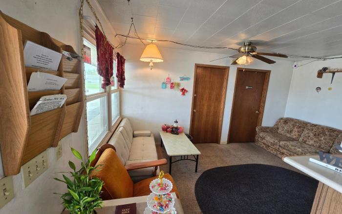 OYO Sandman Inn