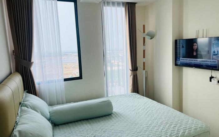 Osaka Riverview Apartement PIK2 Studio Room