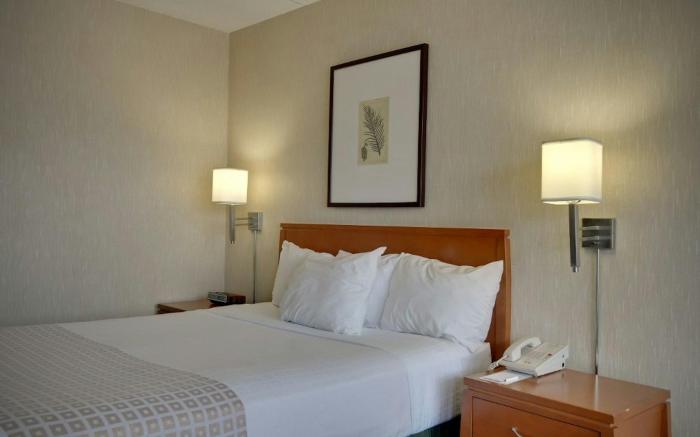 Vagabond Inn Executive Old Town