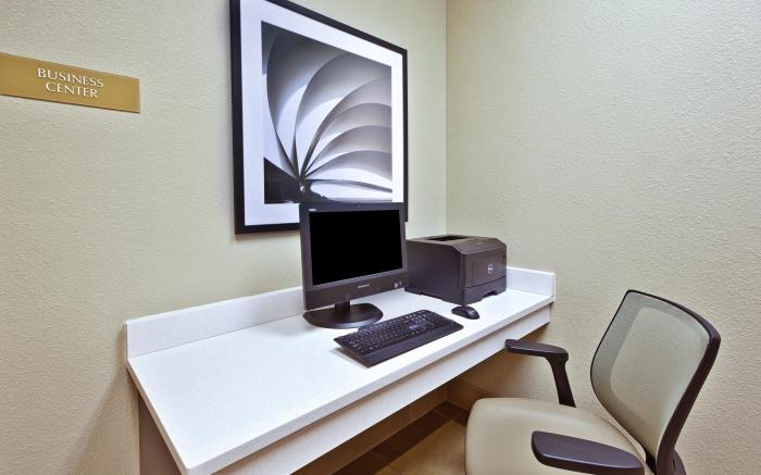 Candlewood Suites Indianapolis Airport By IHG
