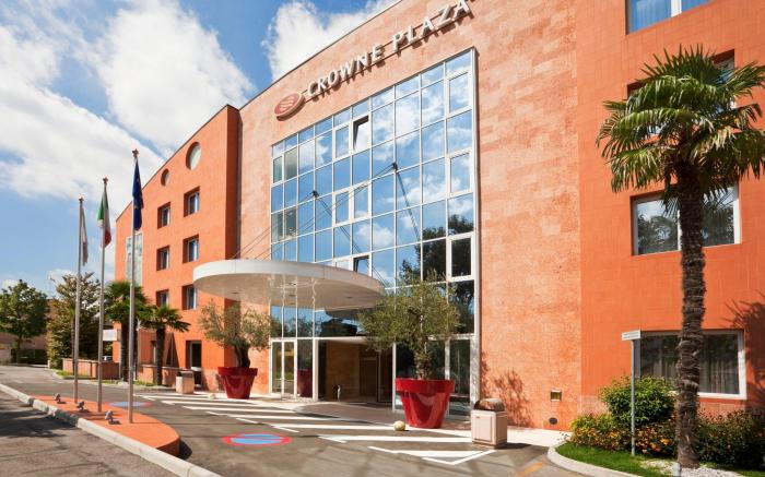 Crowne Plaza Venice East By IHG