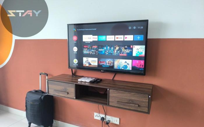 MM Family 2Bed Cozy Lakeview Netflix BySTAY