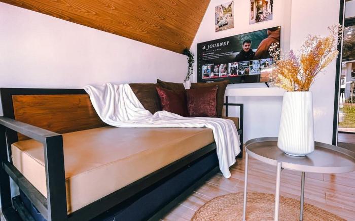 The Illustrado Villa Segovia w/ Pool near Tagaytay