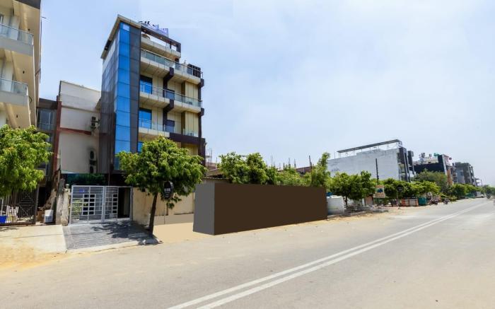 Hotel Divy Grand and Banquet 