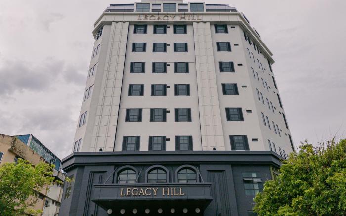 Legacy Hill Hotel
