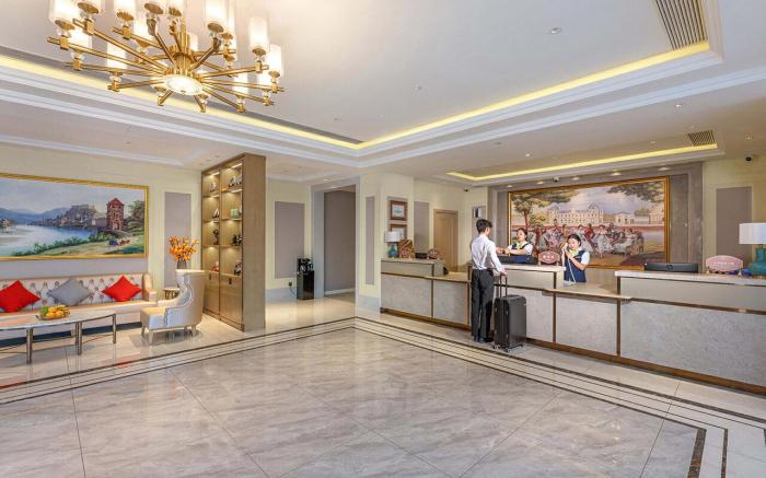 Vienna Classic Hotel Laixi City Government